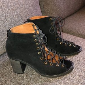 Lace up Jeffery Campbell heel